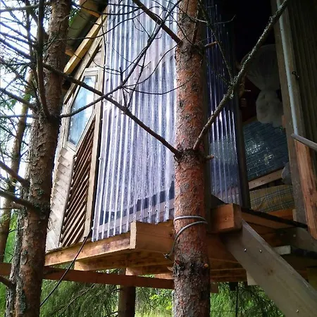 Yopuu - Tiny Treehouse Διαμέρισμα Savonlinna
